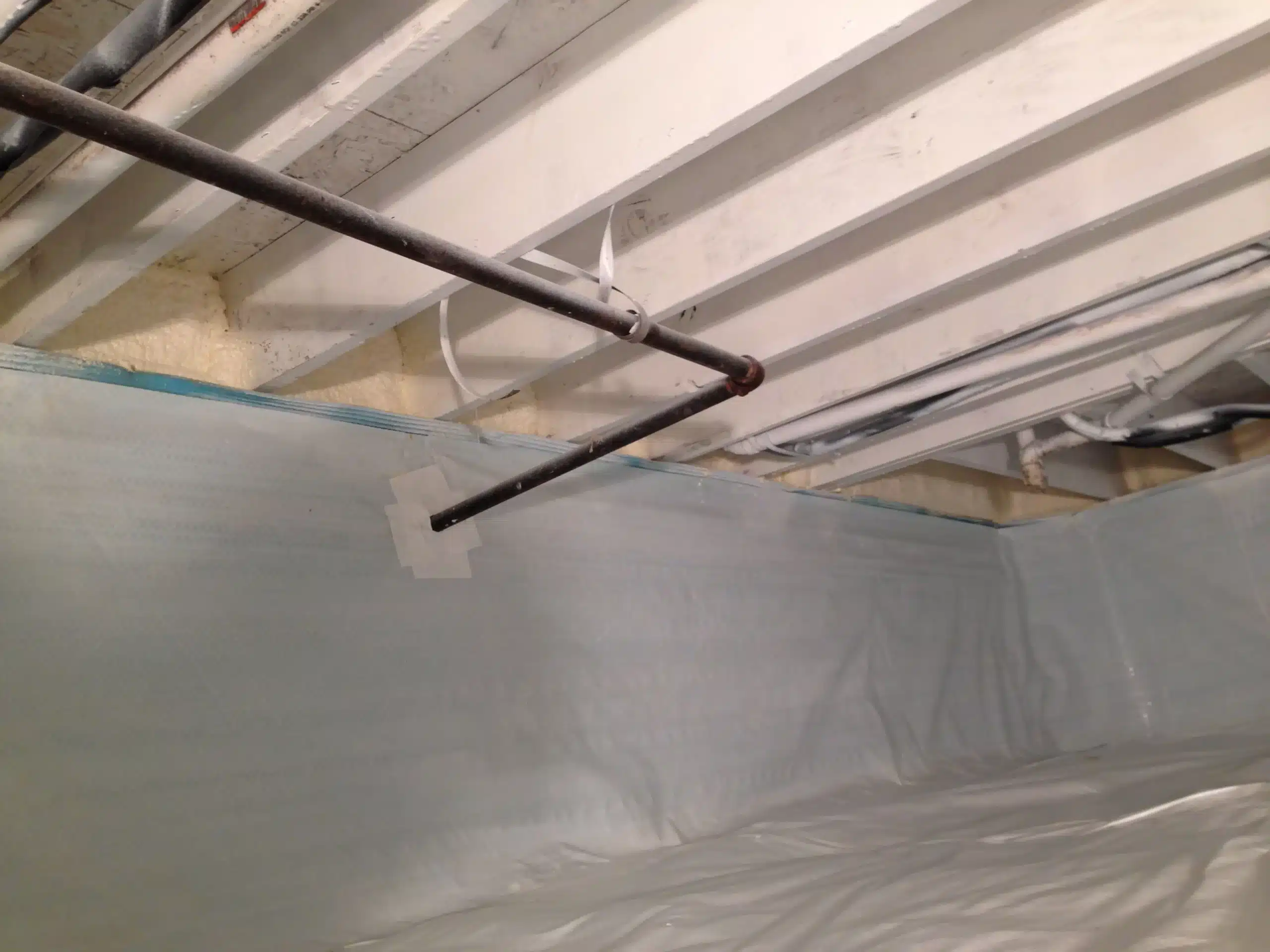 crawl space spray foam insulation