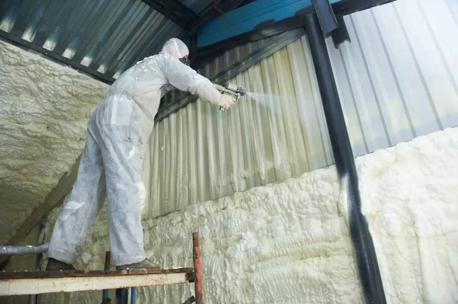 Why Are Brush‑Co Businesses Switching to Spray Foam?